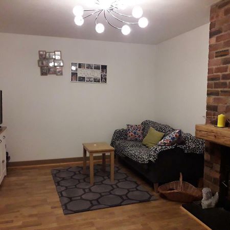 Vintage Double Bedroom Victoria 1 Dunfermline Exterior photo